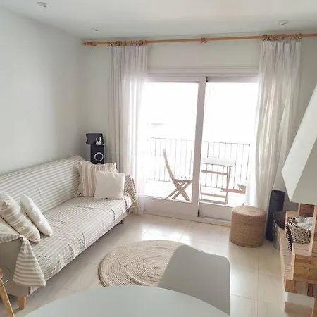 2 Minutes Walking To The Parking Included Apartment Calella De Palafrugell